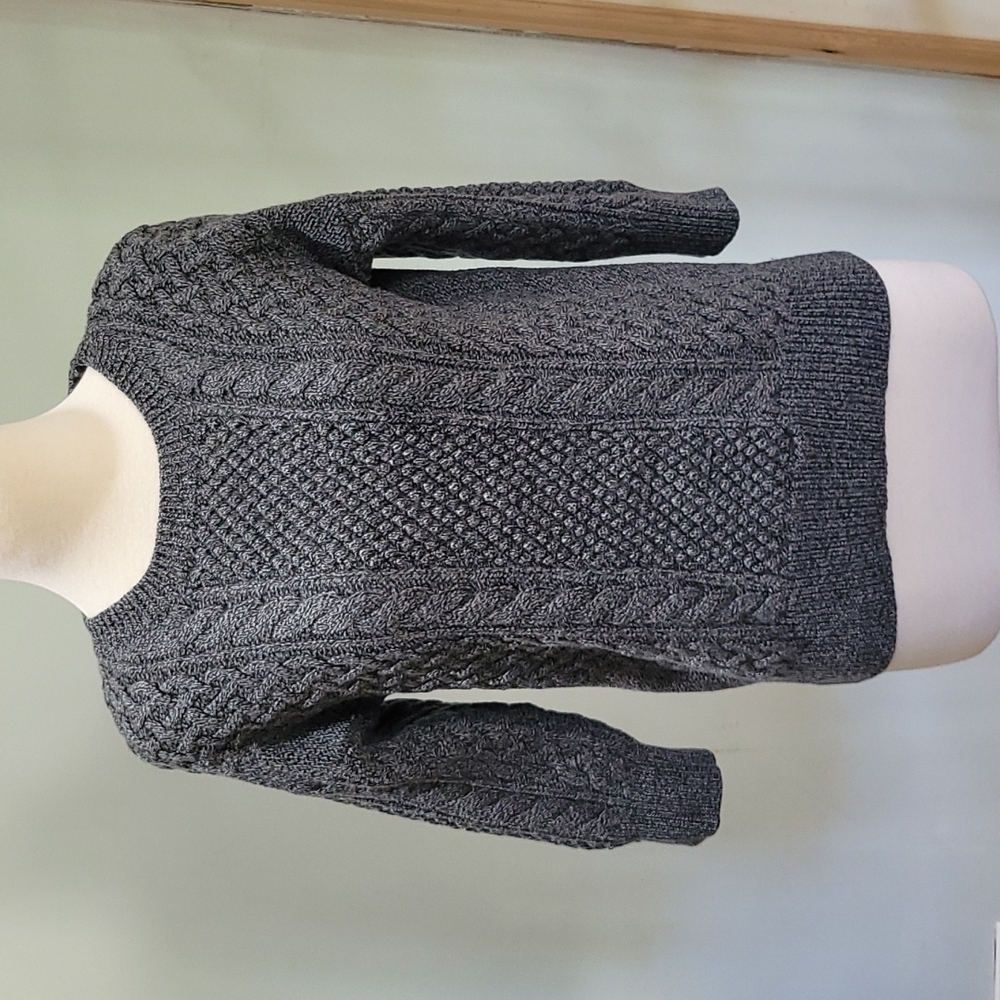 Trina Turk knit sweater grey size M